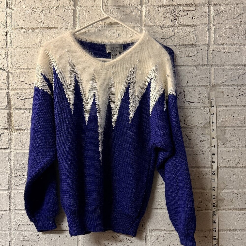 💙 Lauren Cole Petites Petite Blue & Ivory V-Neck Pearl Accent Sweater | M 💙